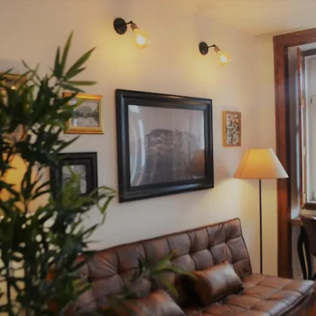 Feeling Chiado 29 Lisbona